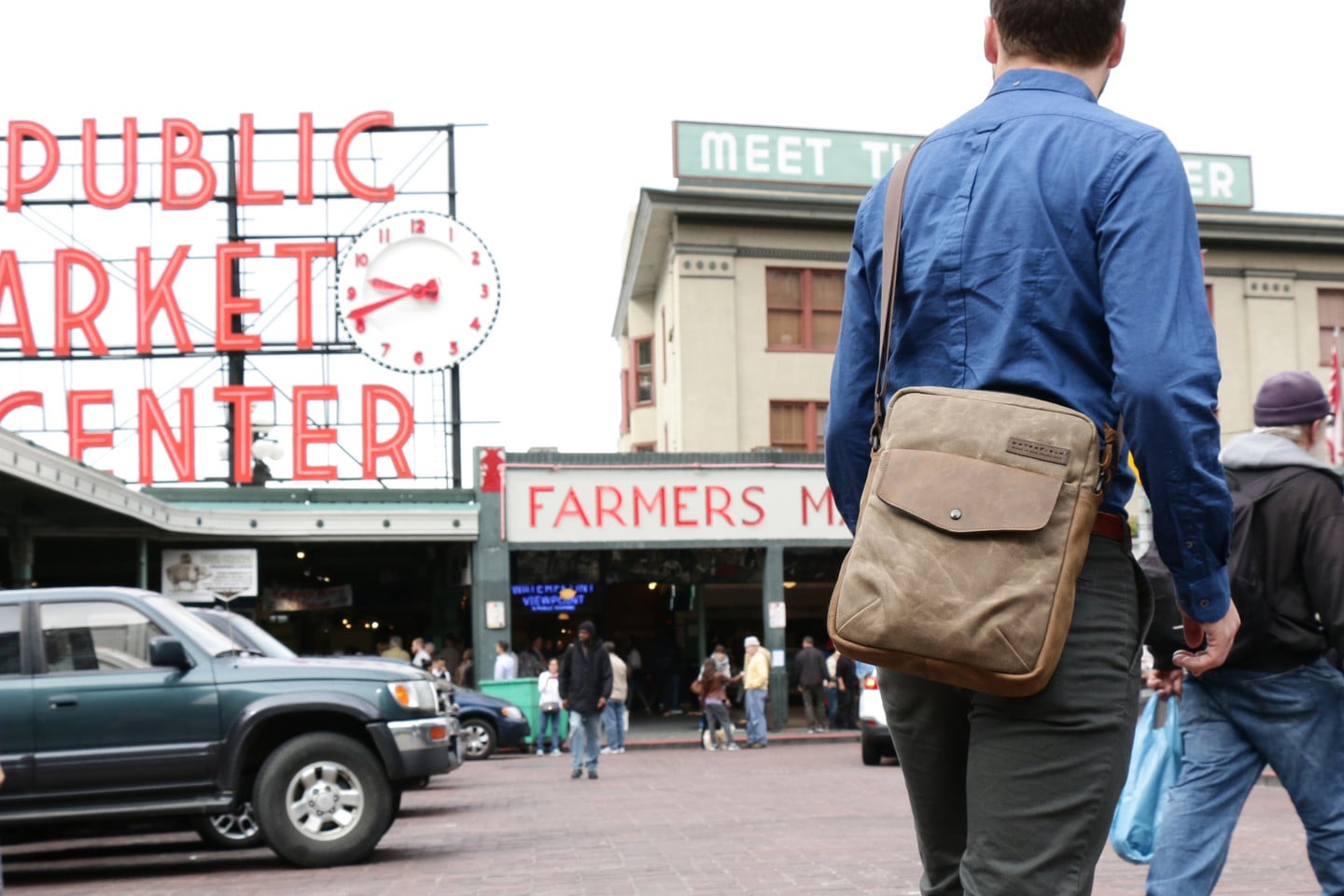 Waterfield Bolt Crossbody Leather Laptop Bag Review — $199 